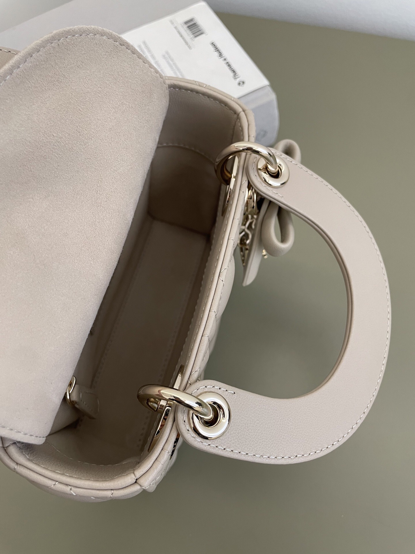 df98df0527248eba16d8120ac233a82c_1787280951_3097.jpg